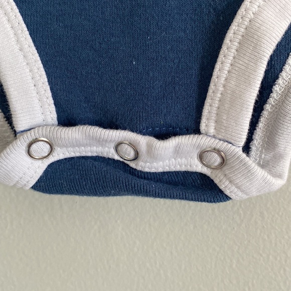 Nike Onesie - Picture 3 of 5